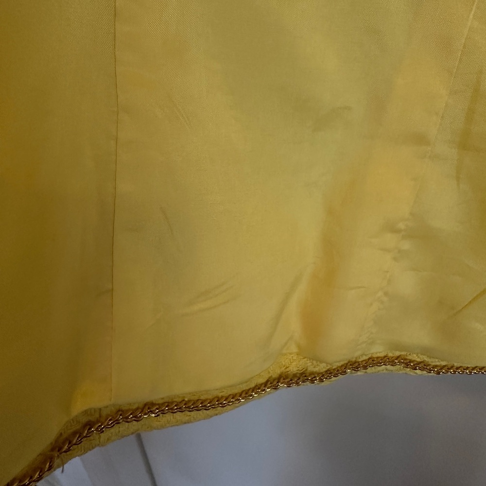 Carlisle Women's Vibrant Yellow Blazer - Picture 5 of 11